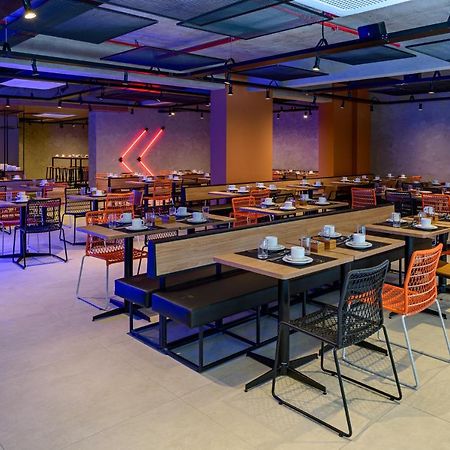 Ibis Budget Balneario Camboriu Exterior photo