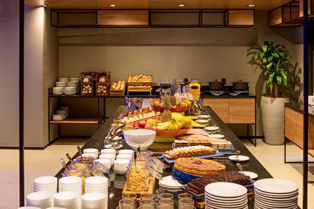 Ibis Budget Balneario Camboriu Exterior photo